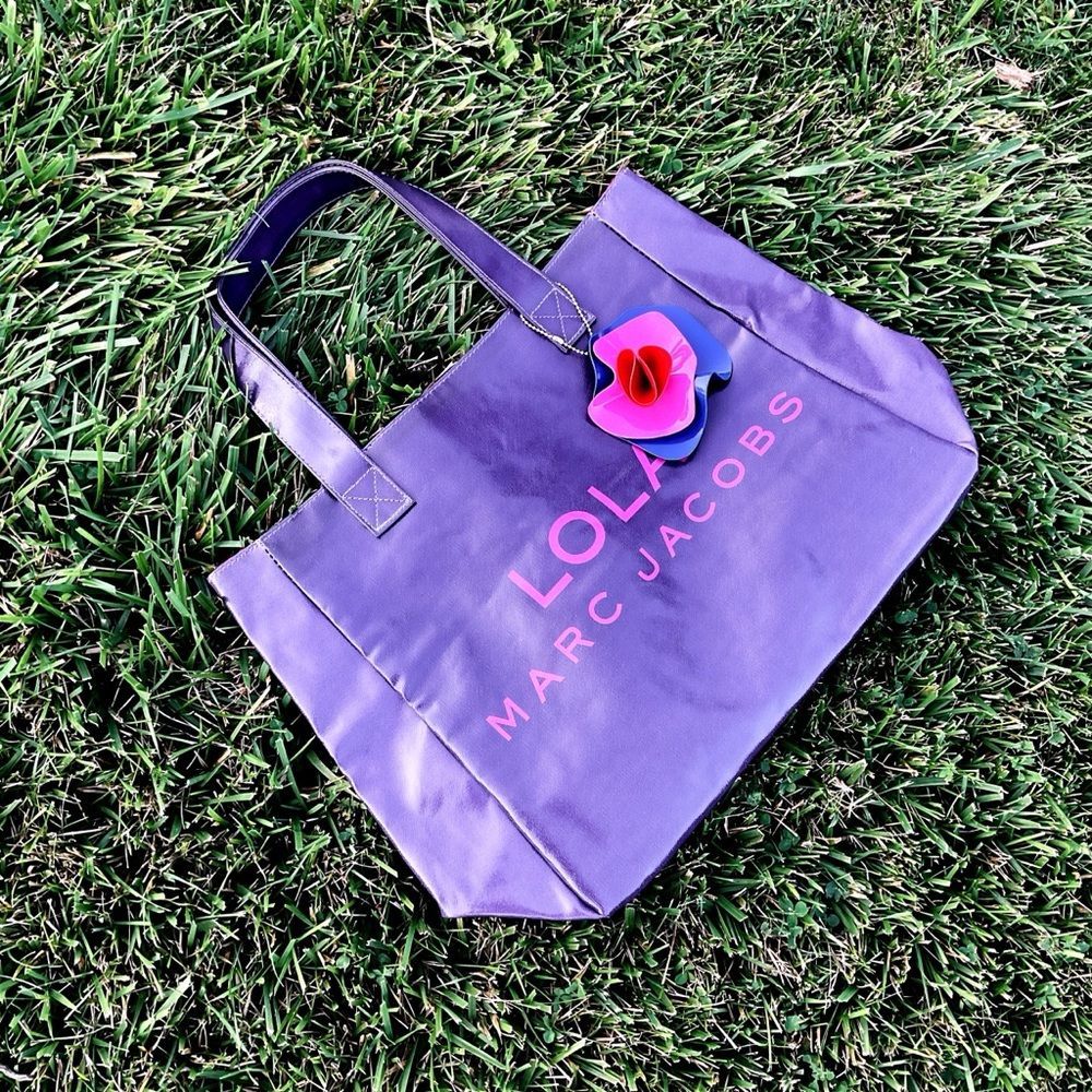 🌸Lola Marc Jacobs Charm Tote🌸